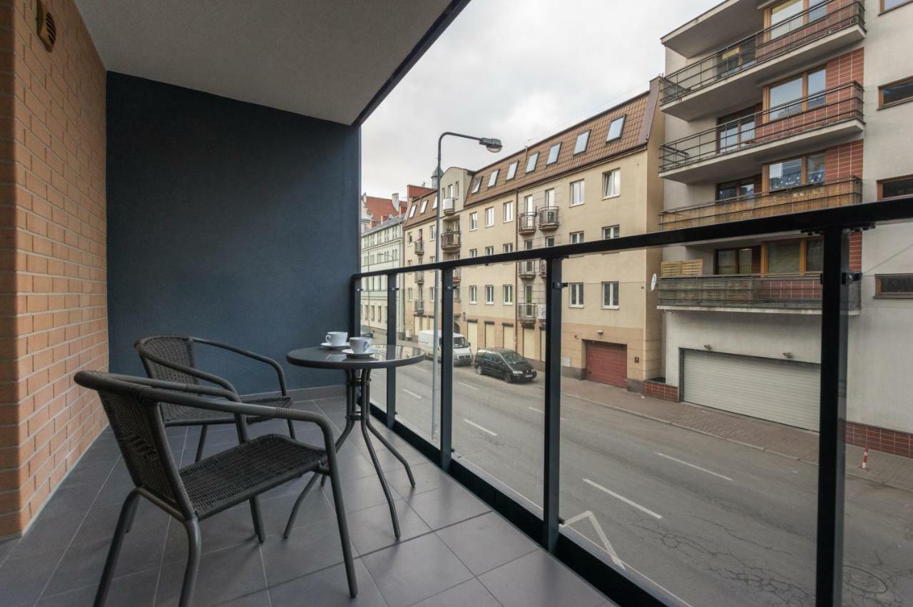 Manufaktura Praska Apartment Varşovia Exterior foto