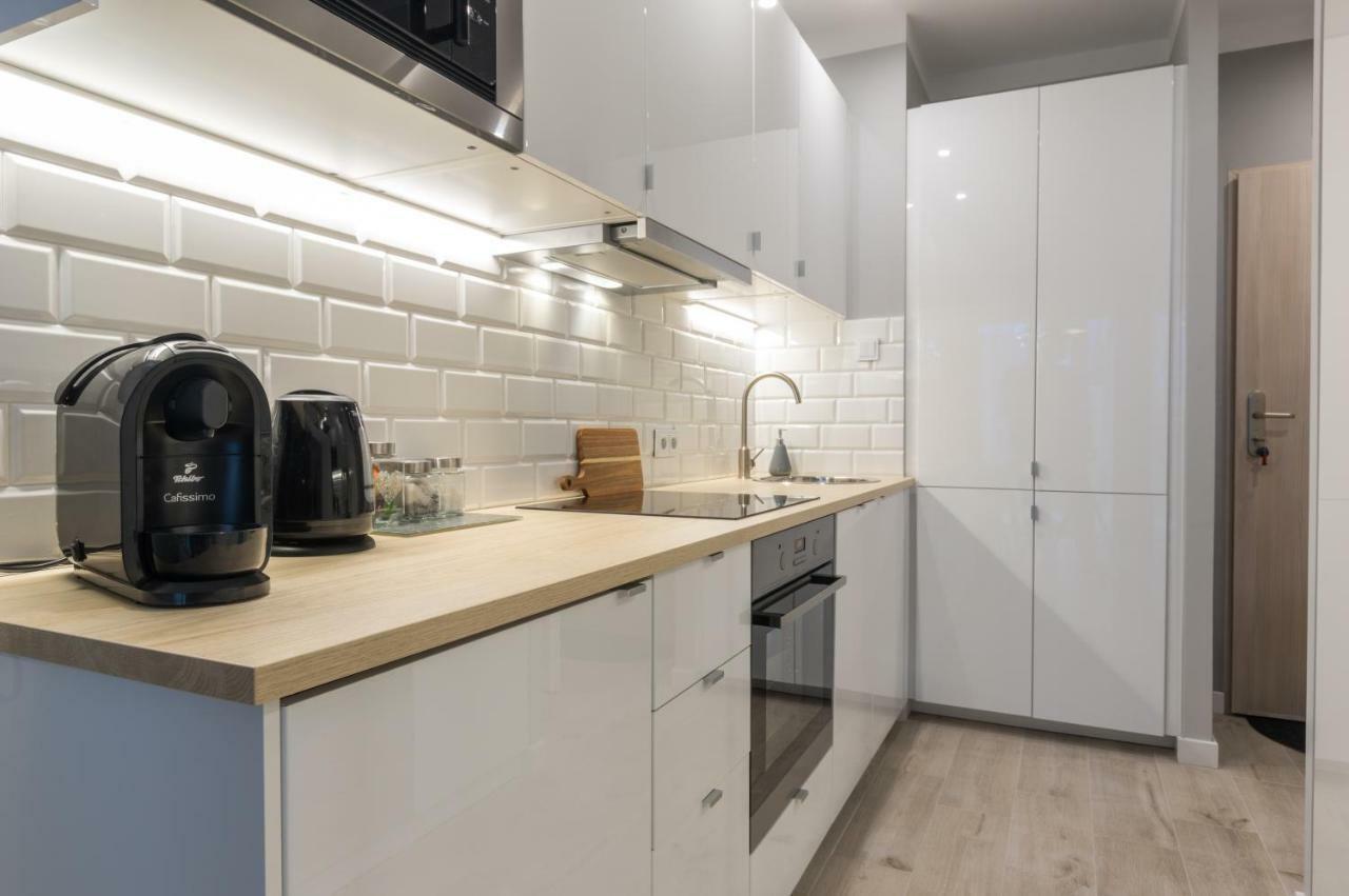 Manufaktura Praska Apartment Varşovia Exterior foto